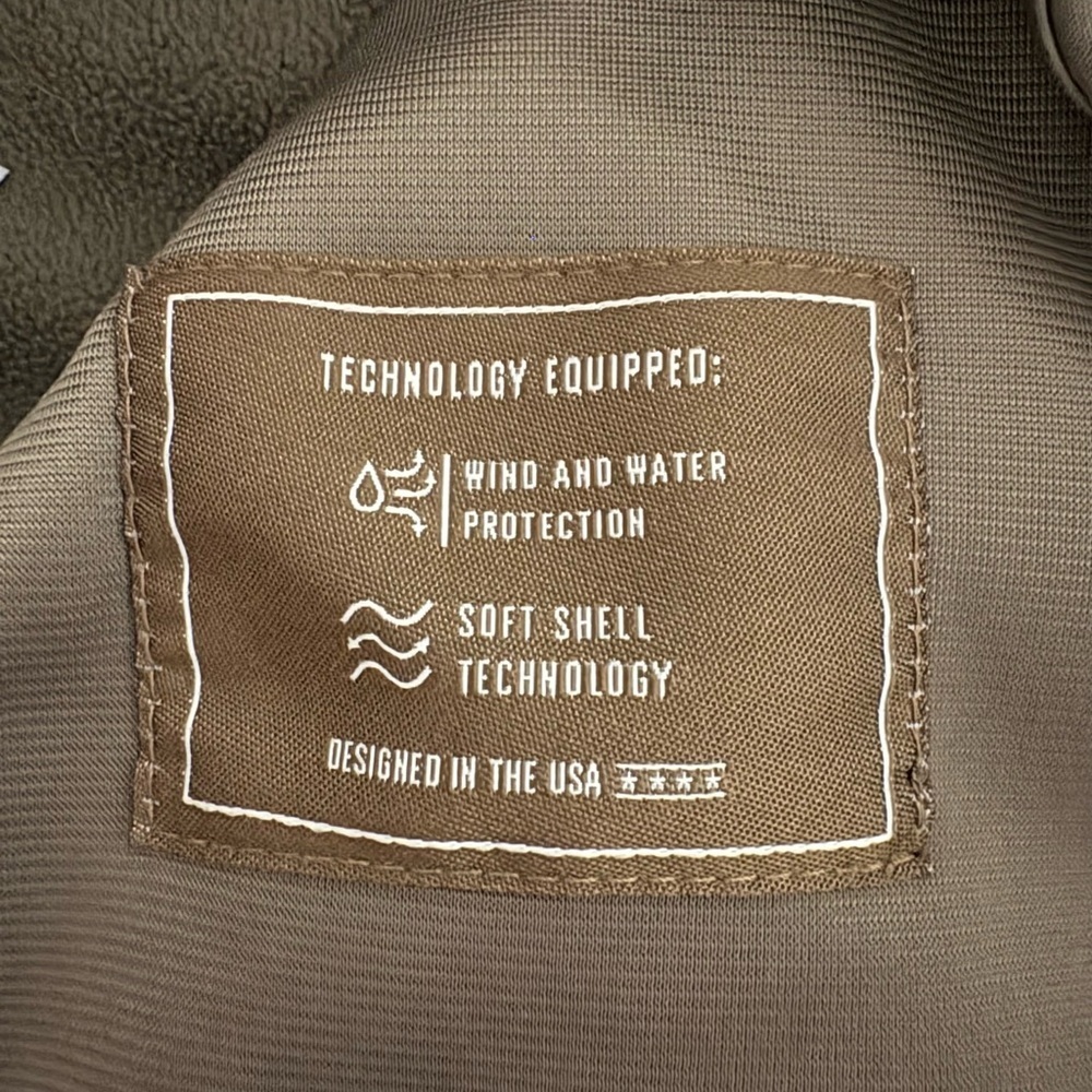 Ariat Light Brown Softshell Water and Wind Resistant Performance Jacket - Picture 8 of 9